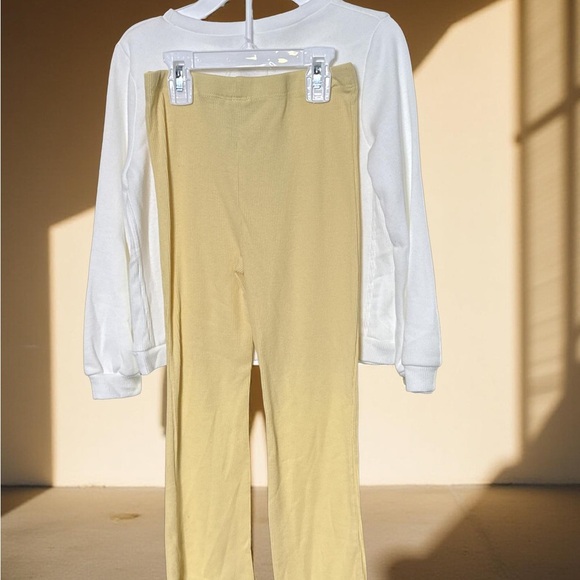 Lemon Graphic Pajama Set - White and Yellow - Picture 2 of 5